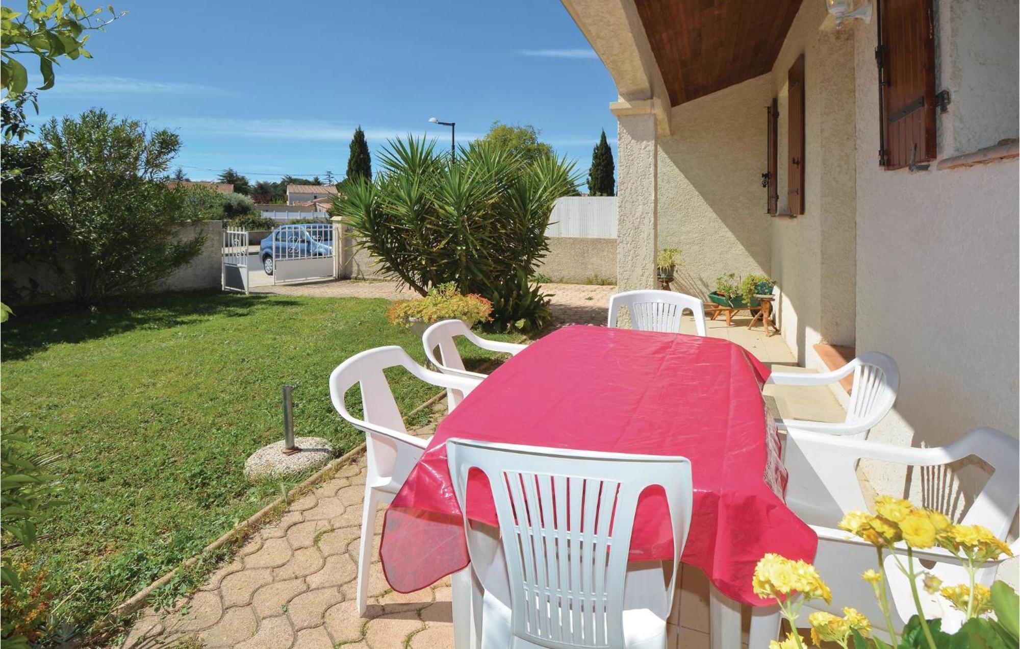 3 Bedroom Beautiful Home In Pignan Екстер'єр фото