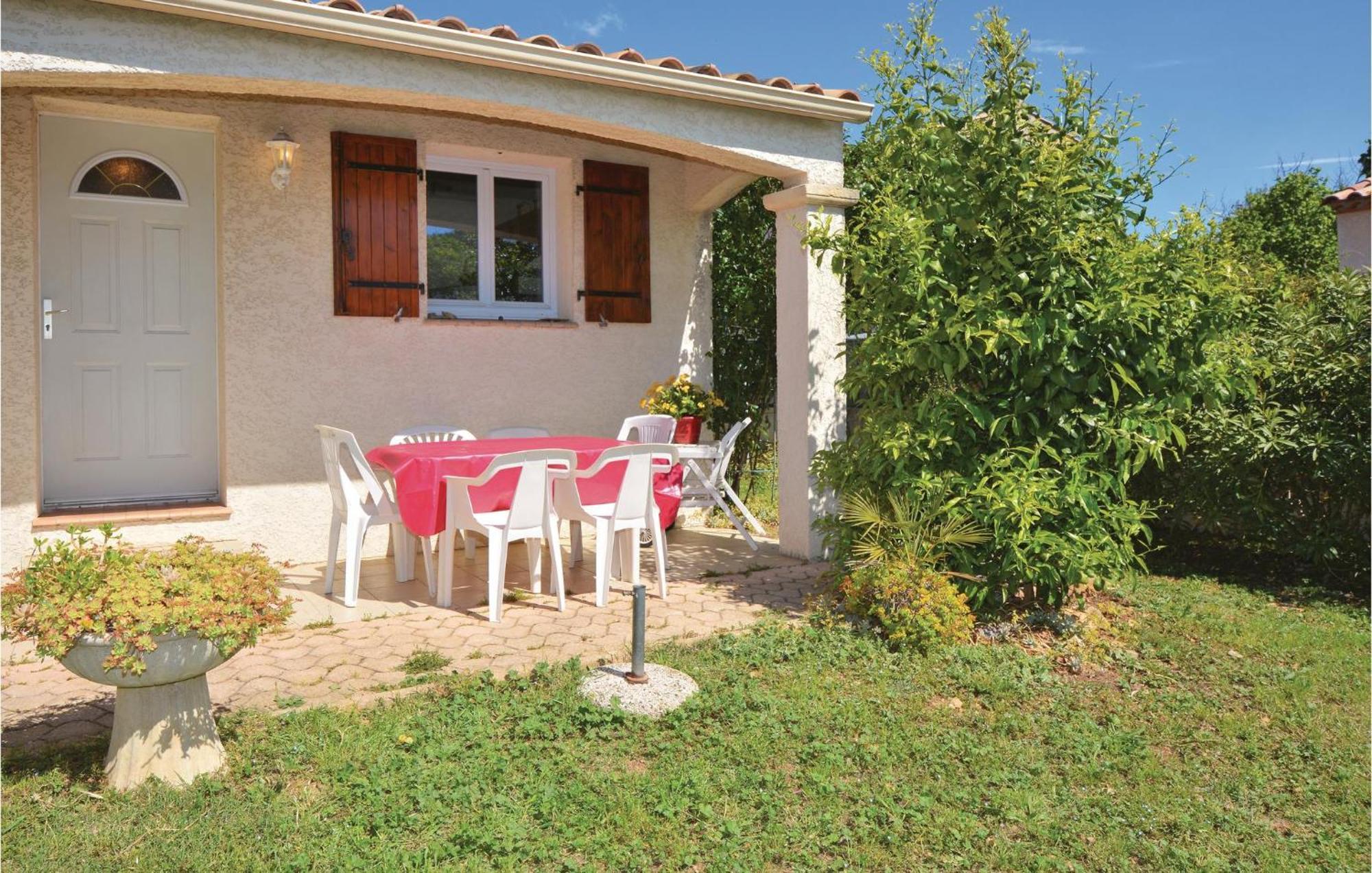 3 Bedroom Beautiful Home In Pignan Екстер'єр фото